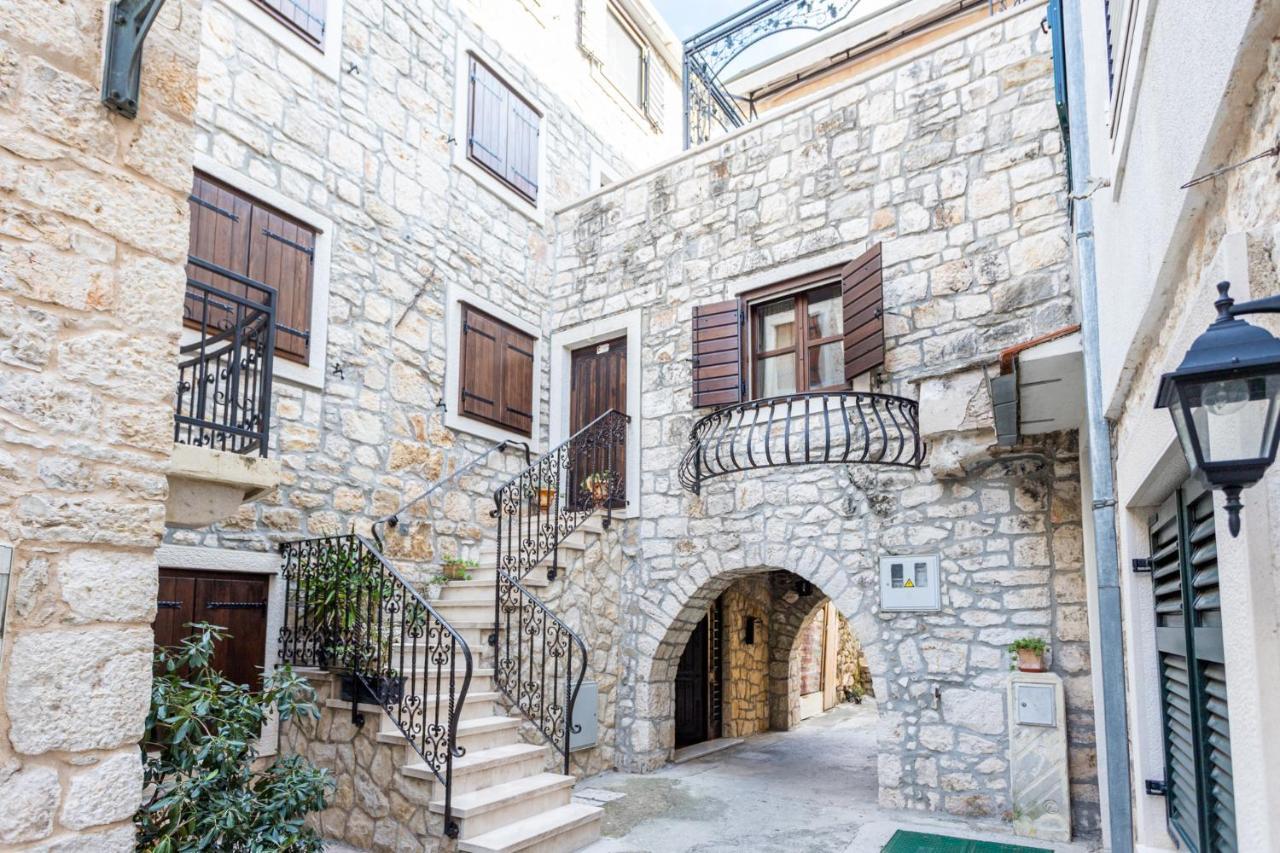Ferienwohnung Stone House Srida Baška Voda Exterior foto